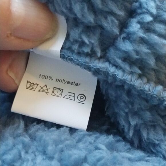 Sherpa Sweatshirt/Top....Size M - Picture 3 of 3